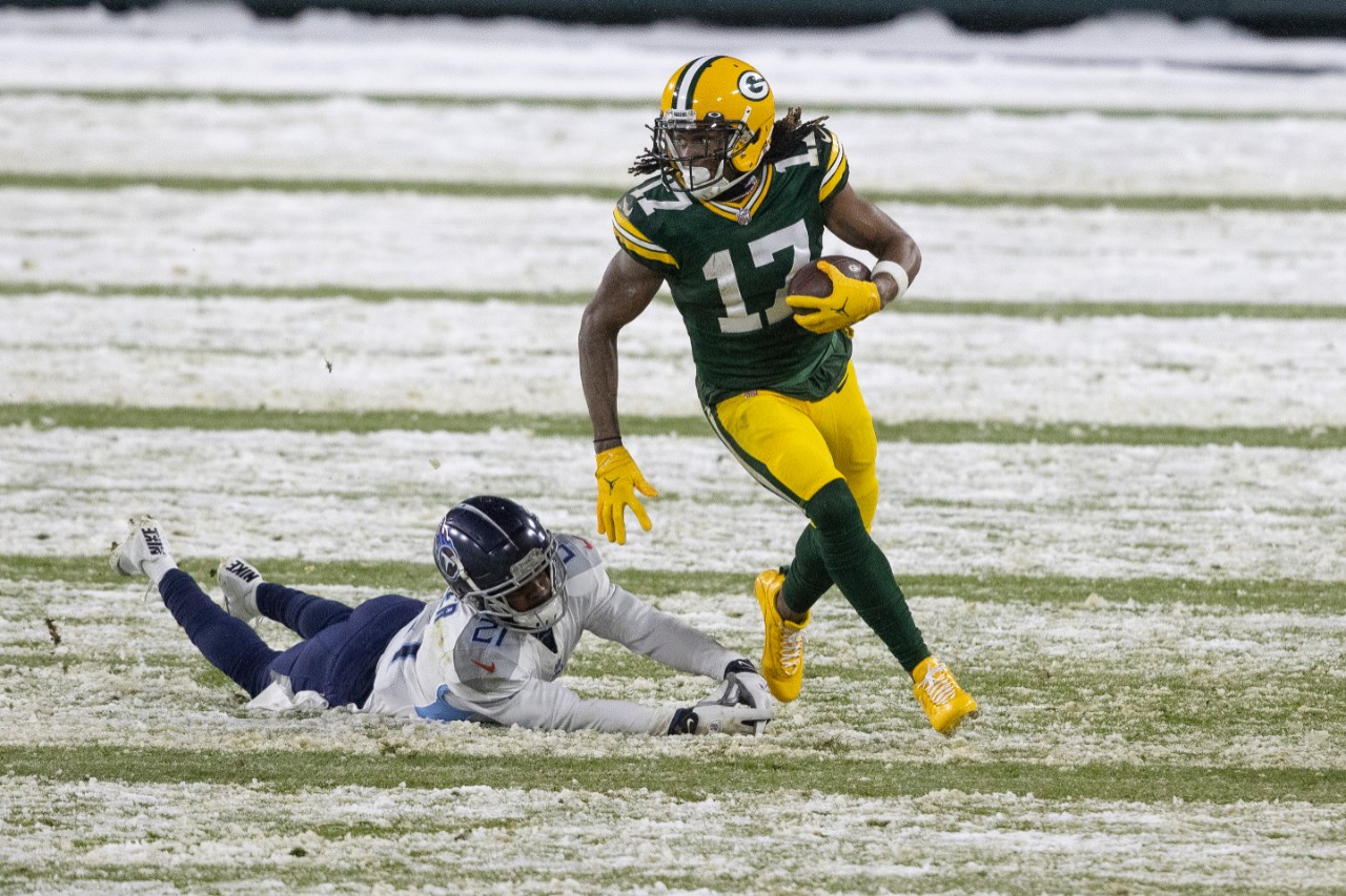 Raiders trade for Packers' Davante Adams 