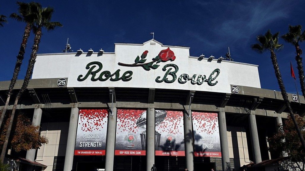 Oregon to play winner of Ohio State, Tennessee in Rose Bowl